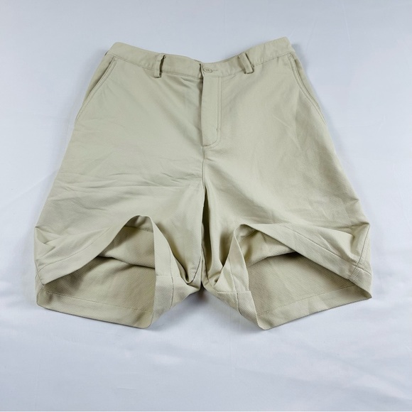 Nike Golf Shorts Men Size 30 Dri-Fit Gray Zip Closure Flat Front Pockets - Picture 2 of 16